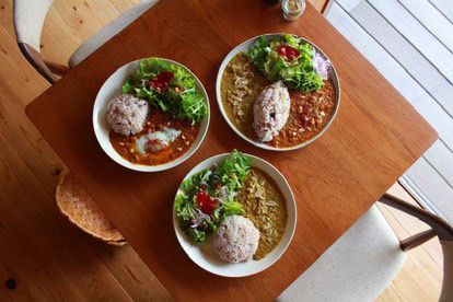 KAN,MA diningのカレー（合がけ）